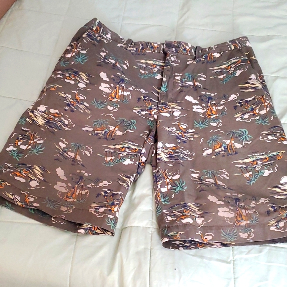 Old Navy shorts